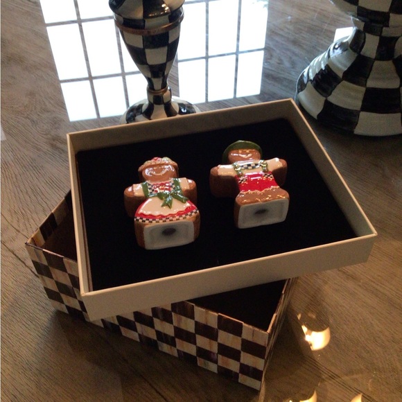 Mackenzie Childs NEW Salt and Pepper Shakers - Picture 3 of 10